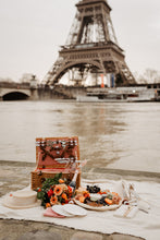 Load image into Gallery viewer, PARIS PICNICS - PARIS FOODIE BAG